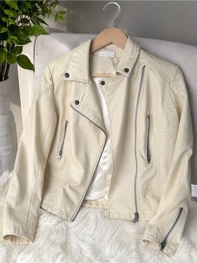 Women's Cream Faux Leather Moto Jacket - Classic Biker Style